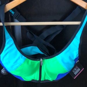 Sports bra